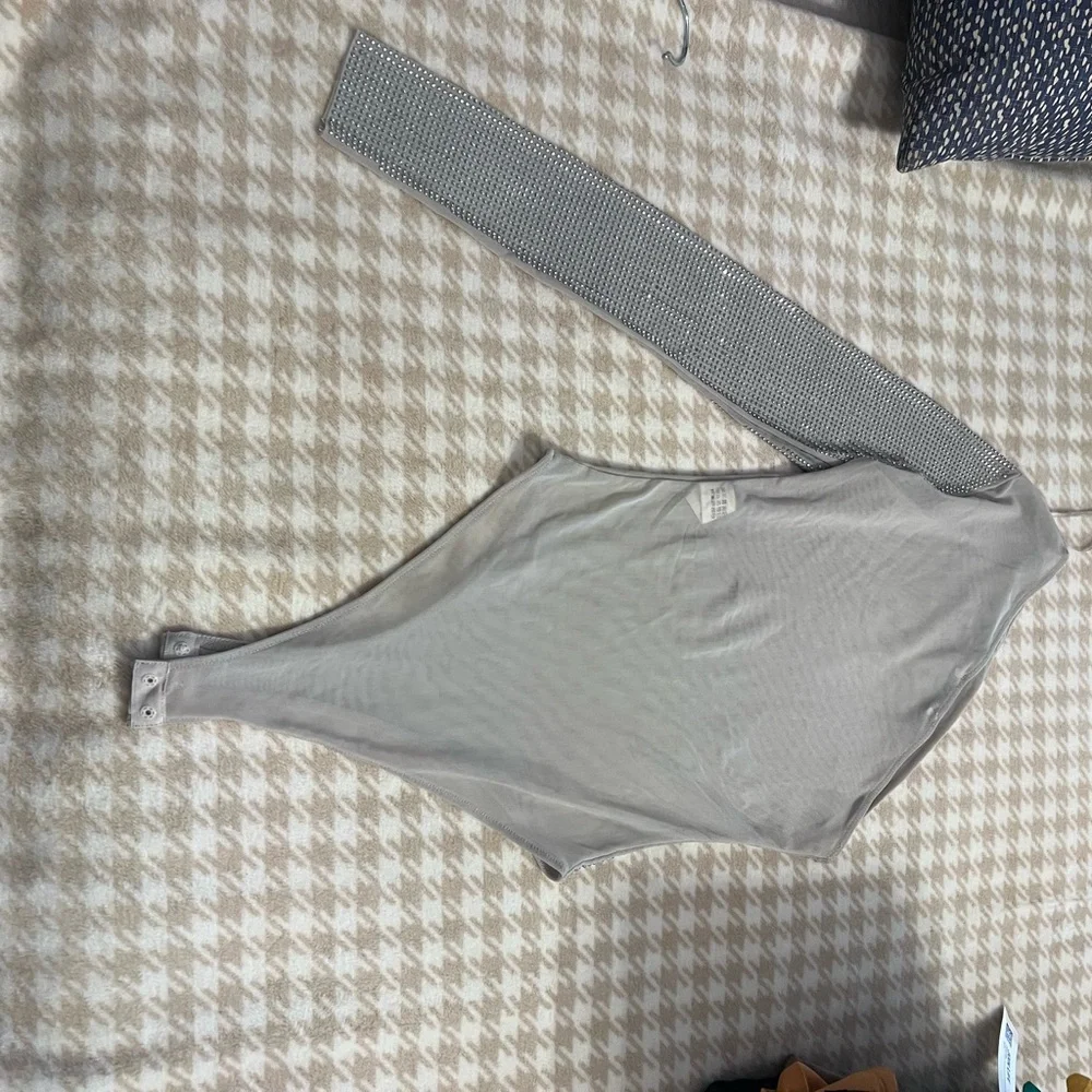 Silver One-Shoulder Top - Picture 10 of 10